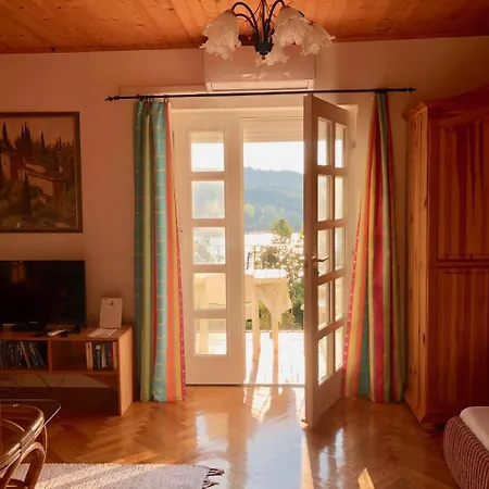 Naposto Pihenohaz - Sunnylake Apartment *