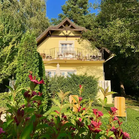 Naposto Pihenohaz - Sunnylake Orfű